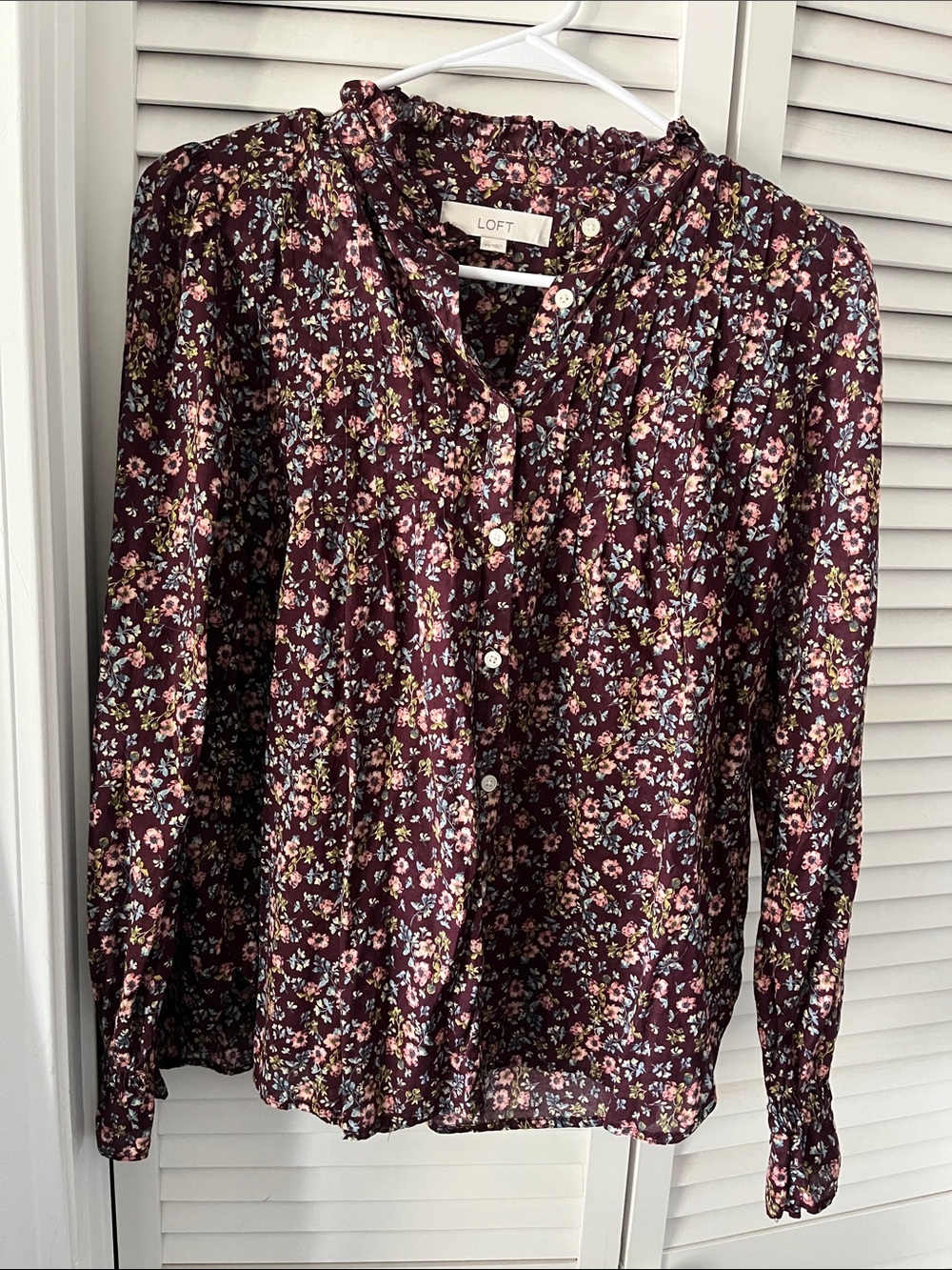 LOFT Burgundy Floral Ruffle-Neck Button Front Blouse